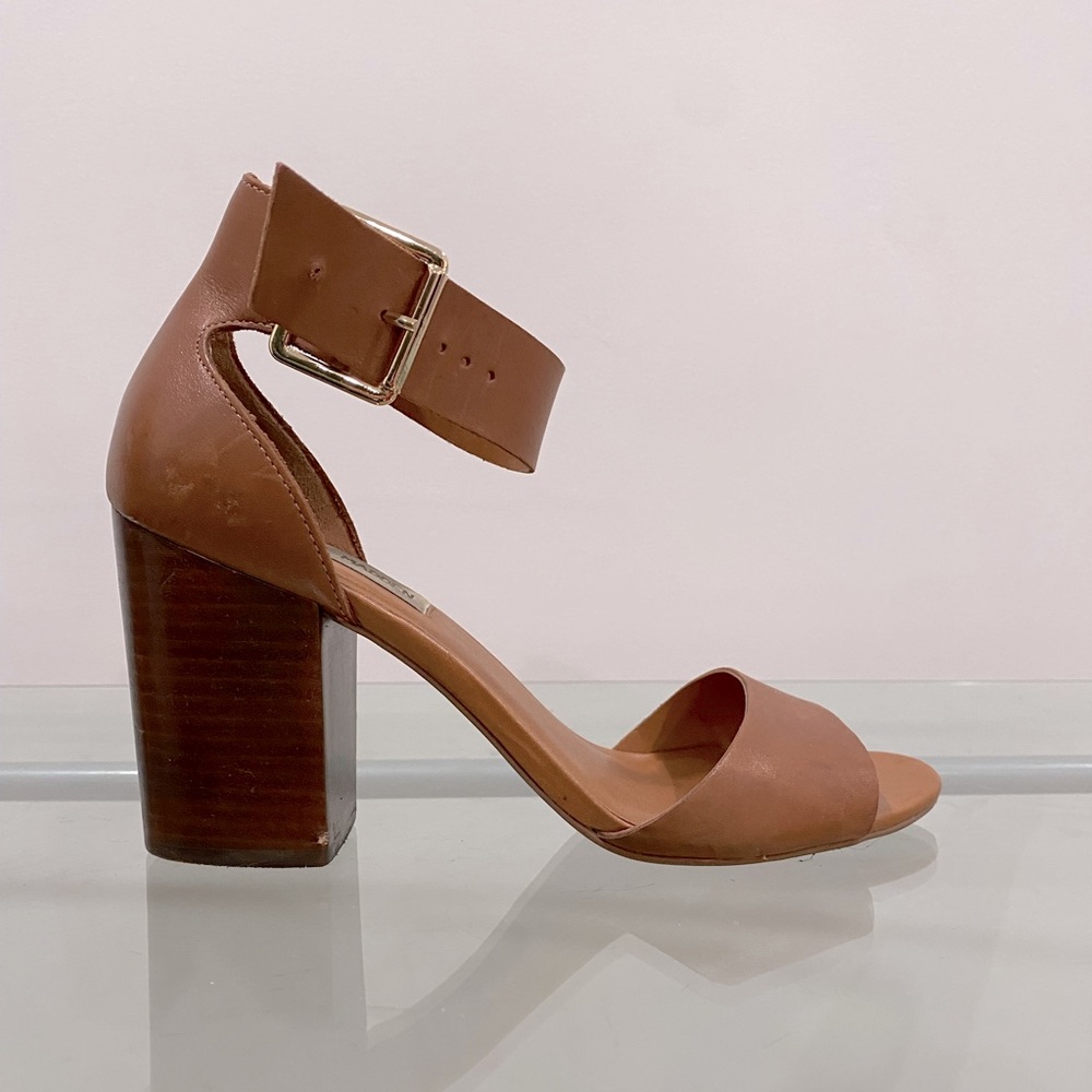 Steven Madden brown block heel sandals, size 8